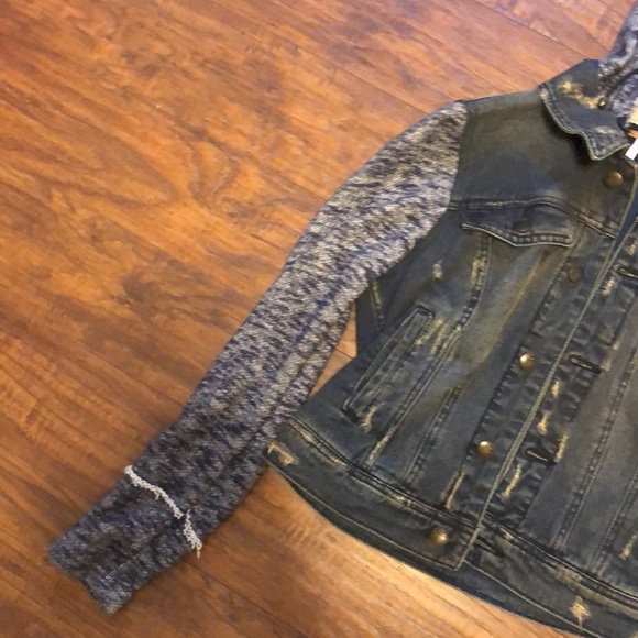 New Condition Free People Denim Jacket - Picture 5 of 10